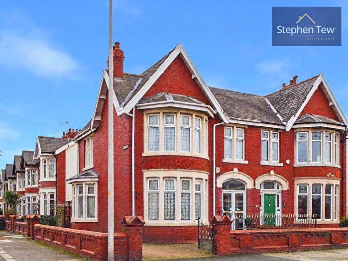 3 Bedroom Semi-Detached House For Sale In Watson Road, Blackpool, FY4
