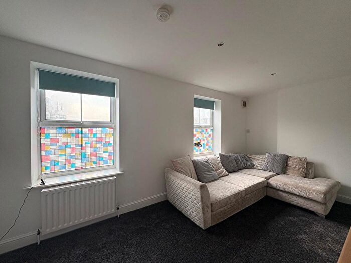 1 Bedroom Flat To Rent In Blackstock Road, London, N4