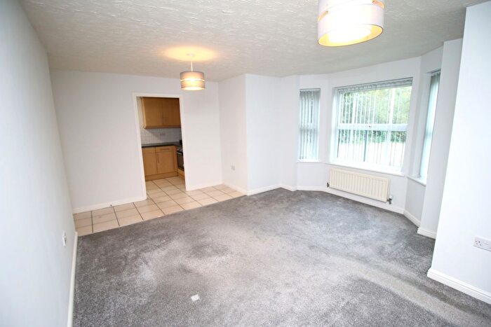 2 Bedroom Flat To Rent In Beanfield Avenue, Coventry, CV3