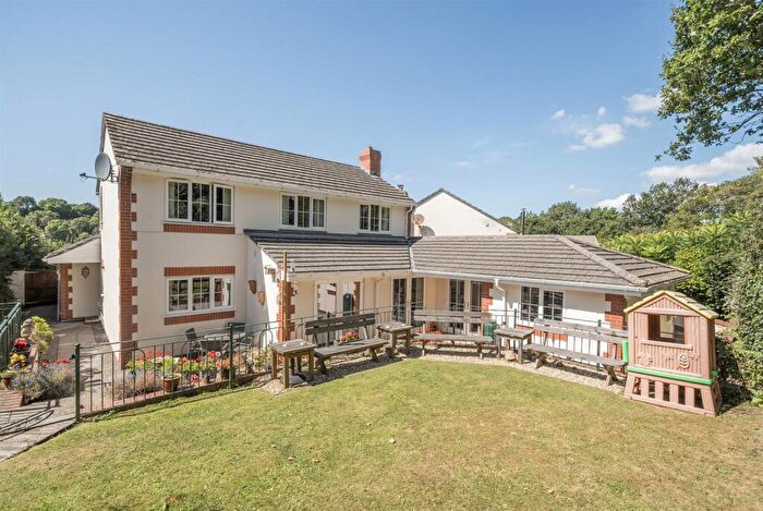 5 Bedroom Detached House For Sale In Kestrel Way, Barnstaple, EX32