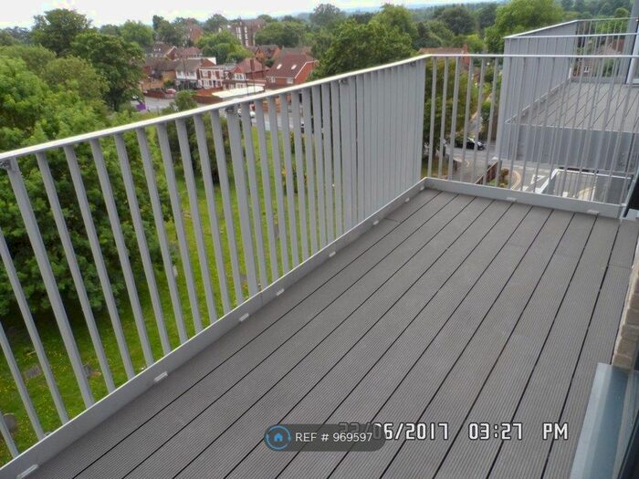 1 Bedroom Flat To Rent In Crossways, Slough, SL1