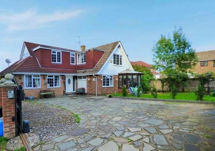 7 Bedroom Property To Rent In Mierscourt Road, Rainham, Gillingham, ME8