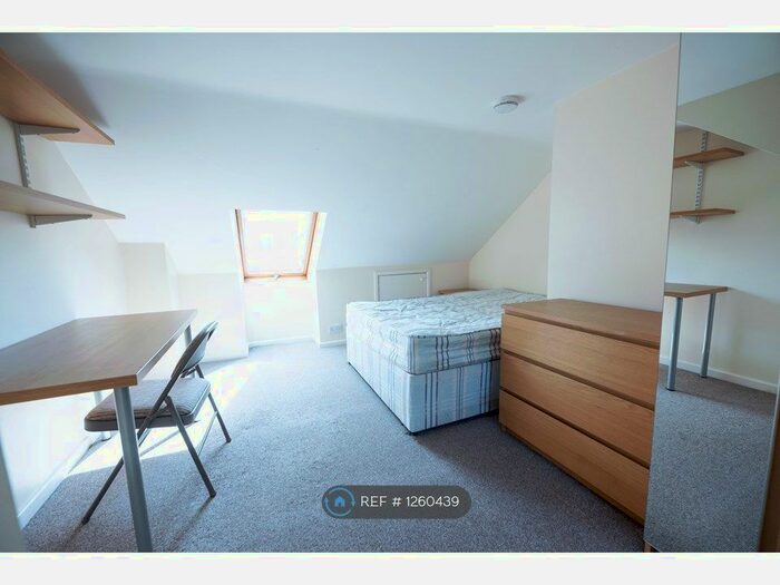 4 Bedroom Terraced House To Rent In Foxhill Road, Reading RG1