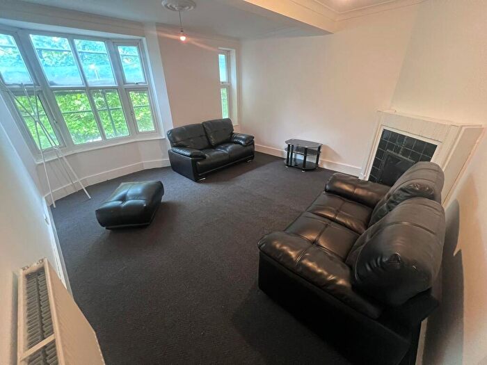 3 Bedroom Apartment To Rent In Islington Row Middleway, Birmingham, B15