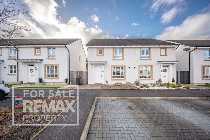 3 Bedroom Semi Detached House For Sale In Howatston Court, Livingston, EH54