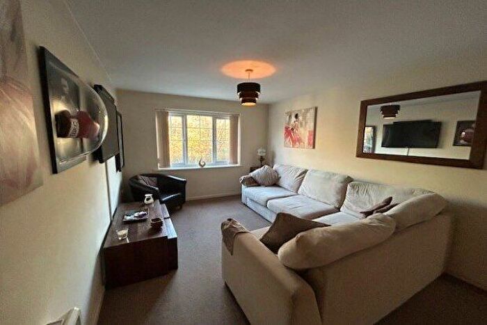 2 Bedroom Flat To Rent In Robinson Road, Ellesmere Port, CH65