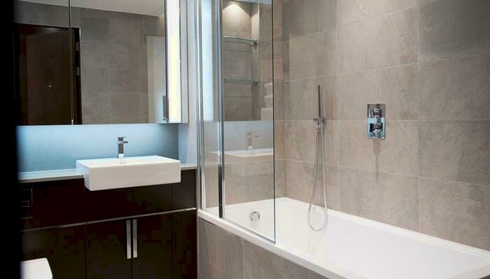 2 Bedroom Apartment To Rent In Thornes House, London, SW11
