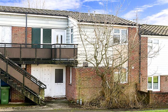 1 Bedroom Maisonette To Rent In Lundy Close, Popley, Basingstoke, RG24