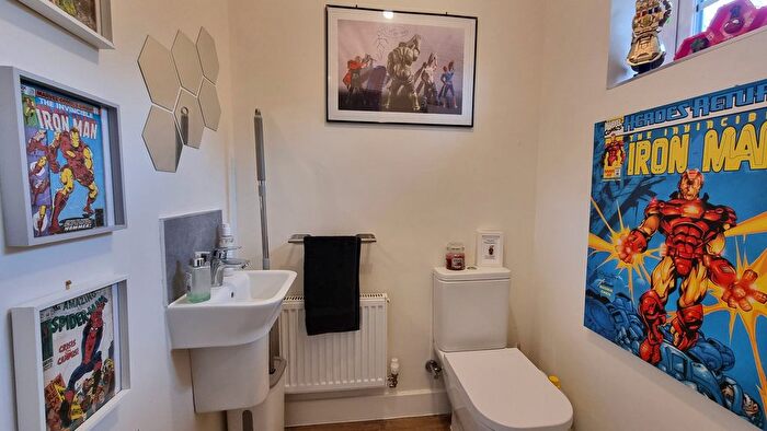 4 Bedroom Detached House For Sale In Moorhen Grove, Southam, CV47