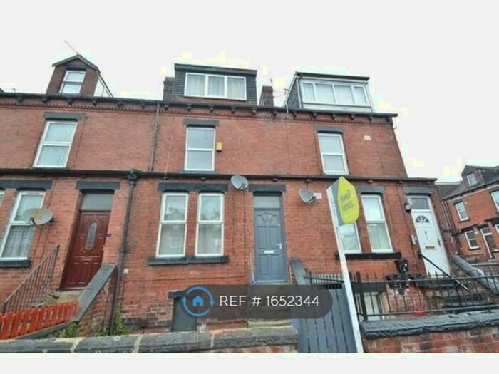 4 Bedroom Terraced House To Rent In Salisbury Avenue, Leeds, LS12