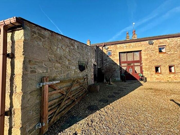 3 Bedroom Barn Conversion To Rent In Bryars Farm, Lea Town, PR4