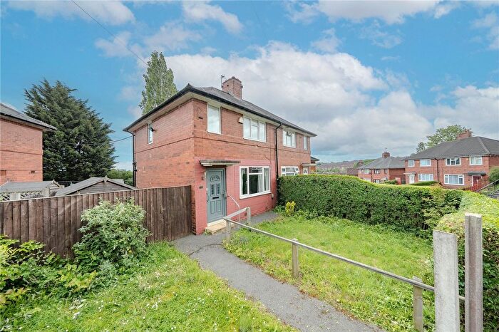 2 Bedroom Semi-Detached House For Sale In Landseer Mount, Leeds, West Yorkshire, LS13