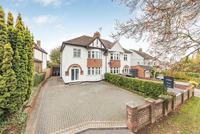 3 Bedroom Semi-Detached House For Sale In Wrotham Road, Meopham, Gravesend, DA13