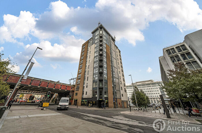 1 Bedroom Apartment For Sale In New Bailey Street, Salford, Greater Manchester, M3