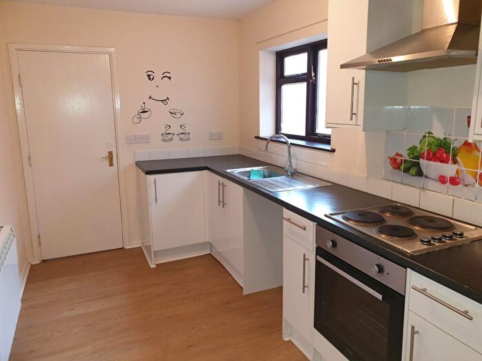 1 Bedroom Flat To Rent In Flat, Avenue Road, Doncaster, DN2