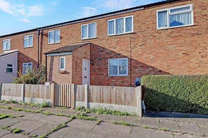 3 Bedroom Terraced House For Sale In Wythefield, Basildon, Essex, SS13