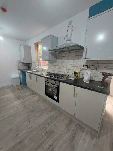 6 Bedroom House Of Multiple Occupation To Rent In Furness Road, Manchester, Greater Manchester, M14
