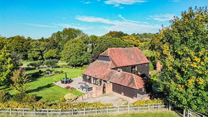 4 Bedroom Barn Conversion For Sale In The Common, Sissinghurst, Cranbrook, TN17