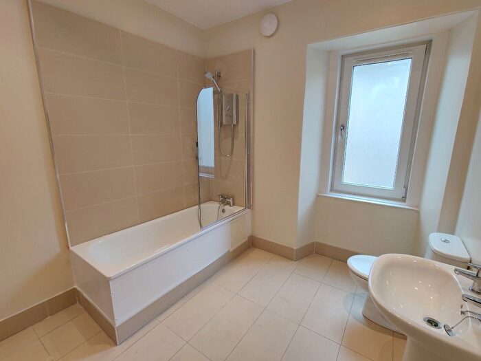 1 Bedroom Flat To Rent In Fountainbridge, Edinburgh, EH3