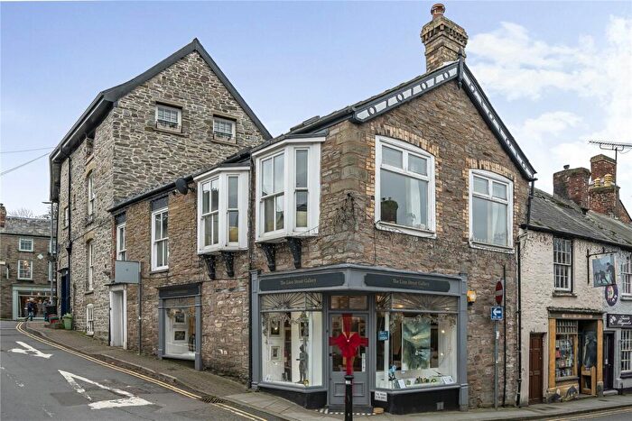 1 Bedroom Apartment For Sale In Lion Street, Hay-on-Wye, Hereford, HR3