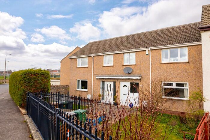 3 Bedroom Terraced House For Sale In Oxgangs Road North, Edinburgh, EH13