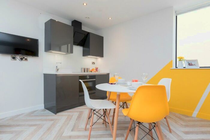 2 Bedroom Apartment To Rent In Great Western Street, Manchester, Greater Manchester, M14