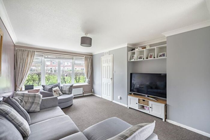 3 Bedroom Terraced House For Sale In Houndsway, York, YO24
