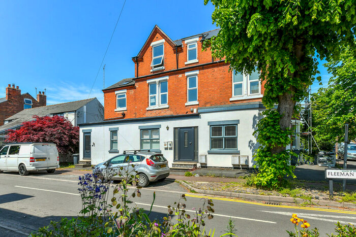 2 Bedroom Apartment To Rent In Lady Bay Road, West Bridgford, NG2