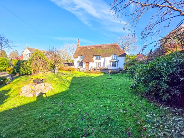3 Bedroom Cottage To Rent In Gravel Hill, Wimborne, BH21