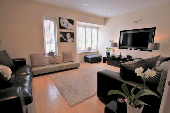 2 Bedroom Semi-Detached House To Rent In The Dingle, Hillingdon, Uxbridge, UB10