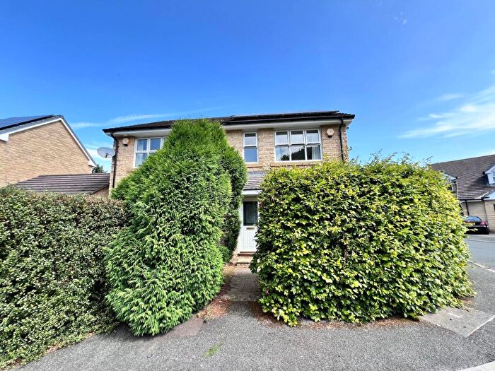 3 Bedroom Semi-Detached House To Rent In Kenyon Bank, Denby Dale, HD8