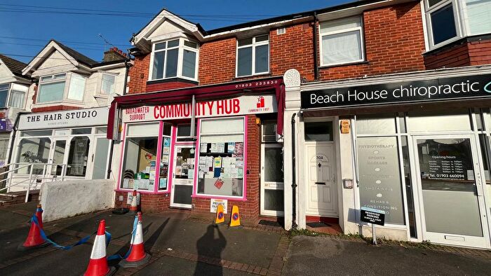 1 Bedroom Flat To Rent In South Farm Road, Worthing, BN14