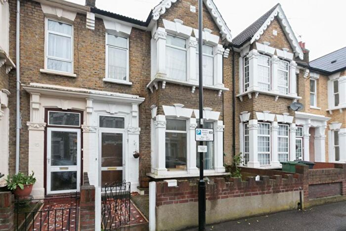 5 Bedroom House To Rent In Harold Road, Leytonstone, London, E11