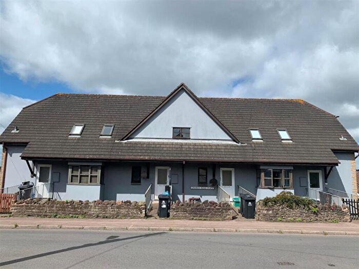 1 Bedroom Flat For Sale In Church Road Place, Cinderford, GL14