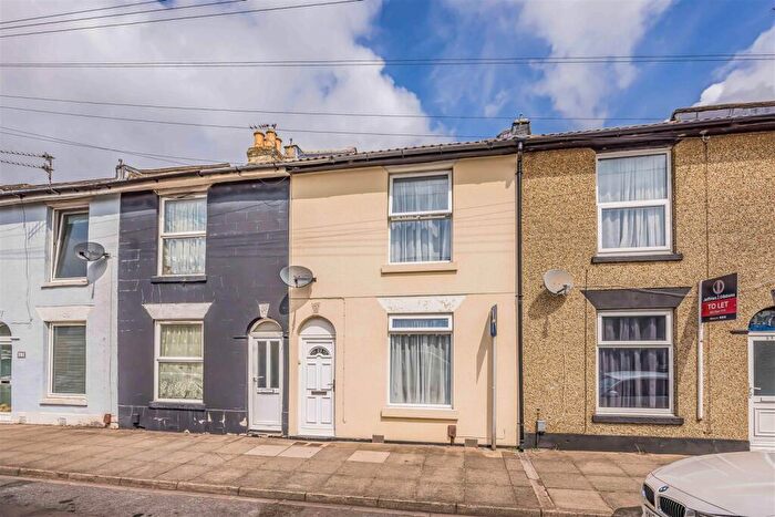 2 Bedroom House For Sale In Toronto Road, Portsmouth, PO2