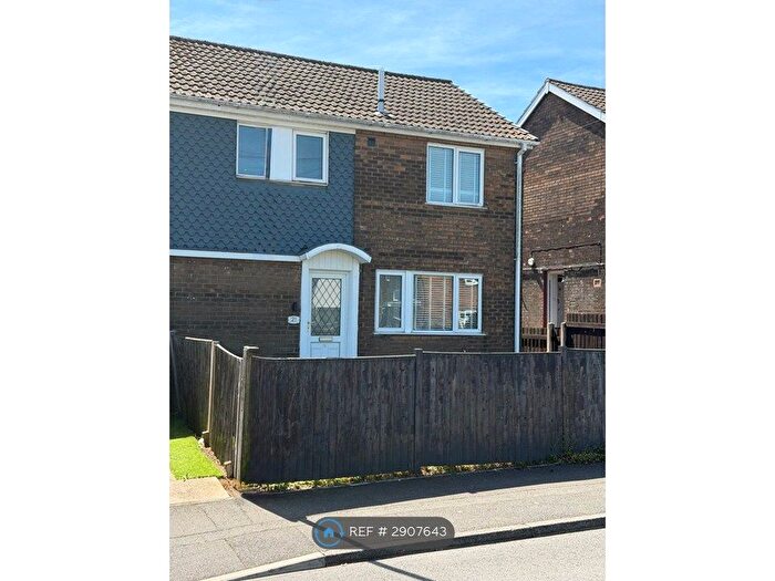 3 Bedroom Semi-Detached House To Rent In Bay Tree Avenue, Rotherham, S66