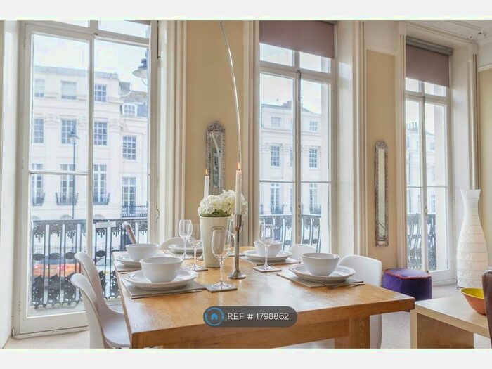 2 Bedroom Flat To Rent In Portland Place, Brighton, BN2