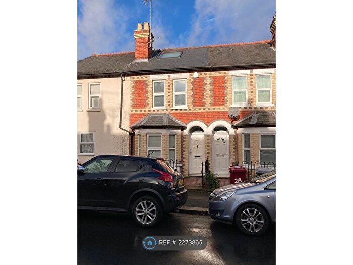4 Bedroom Terraced House To Rent In Cardigan Gardens, Reading, RG1