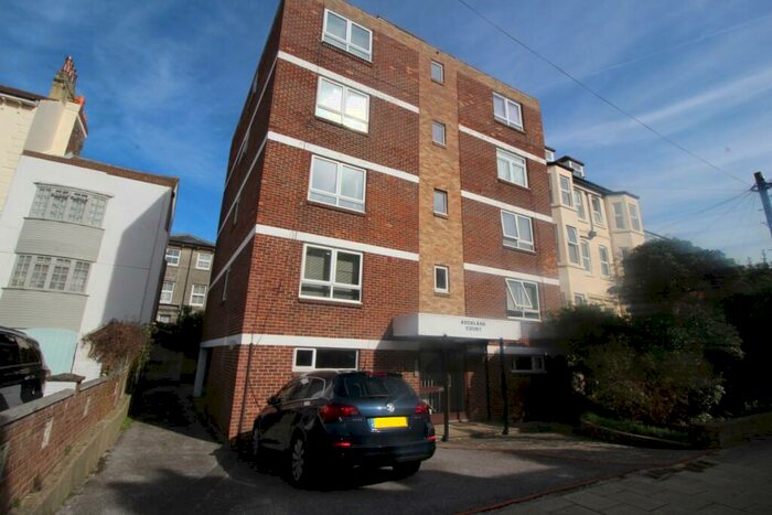 1 Bedroom Flat To Rent In Auckland Road East, Southsea, Hampshire, PO5