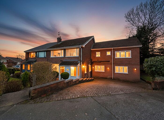 6 Bedroom Semi Detached House For Sale In Standmoor Road, Whitefield, M45