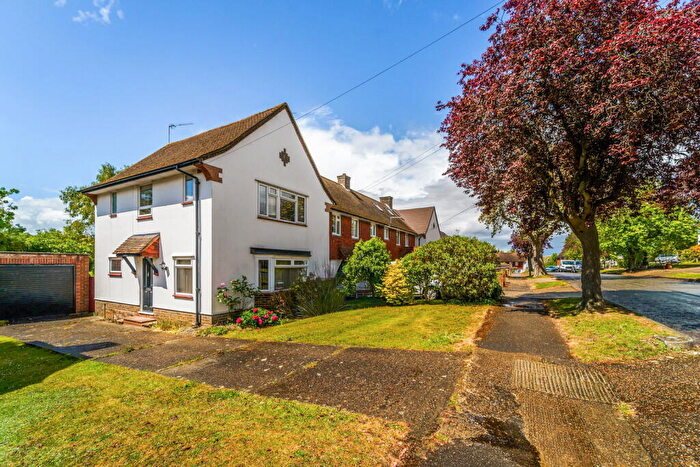 3 Bedroom End Of Terrace House For Sale In Upland Way, Epsom, KT18
