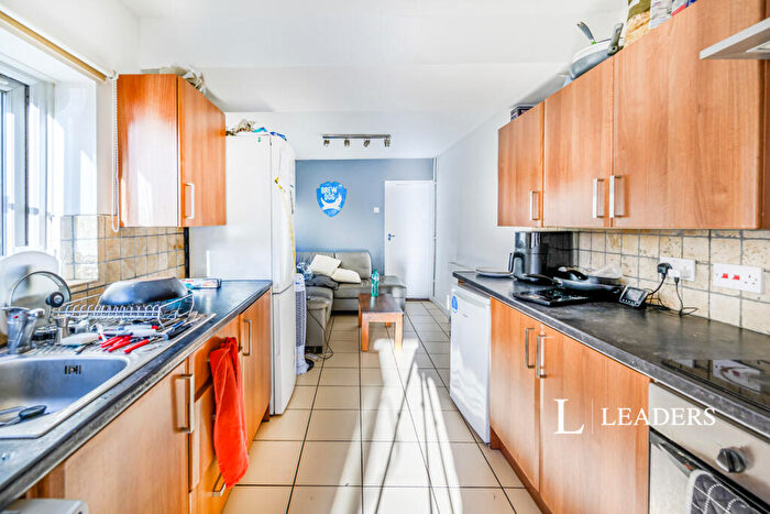 5 Bedroom Terraced House To Rent In Orchard Road, Southsea, Hampshire, PO4