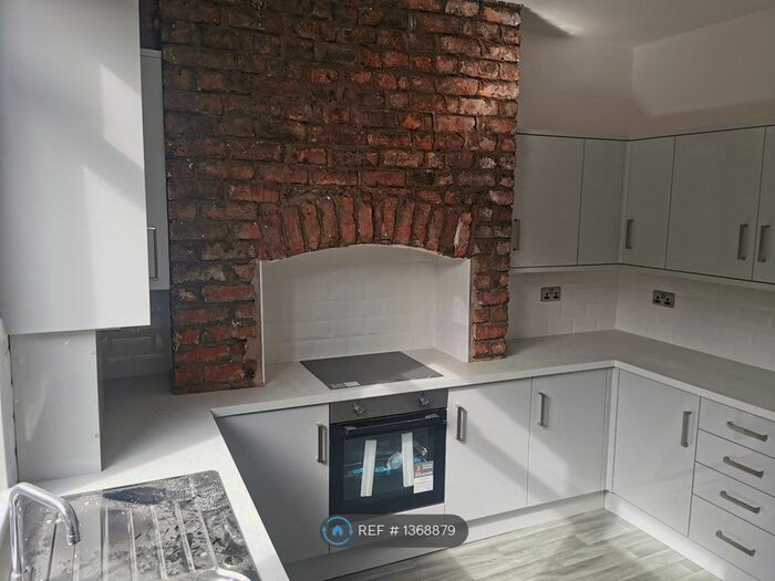 2 Bedroom Terraced House To Rent In Radnor Street, Gorton, Manchester, M18