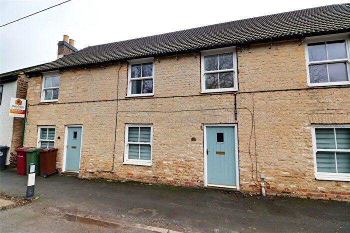 2 Bedroom Terraced House For Sale In Redbourne Road, Hibaldstow, Lincolnshire, DN20