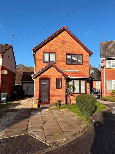 3 Bedroom Detached House To Rent In Raglan Close, Nuneaton, CV11