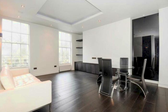 2 Bedroom Flat To Rent In Myddelton Square, London, EC1R