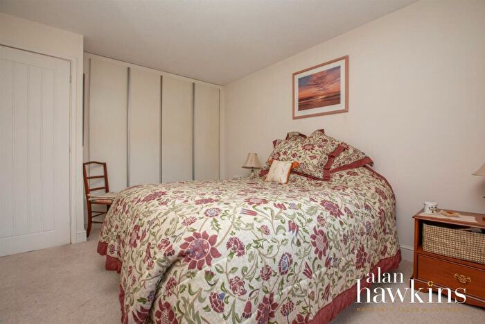 2 Bedroom Detached Bungalow For Sale In Kingsley Avenue, Royal Wootton Bassett, SN4