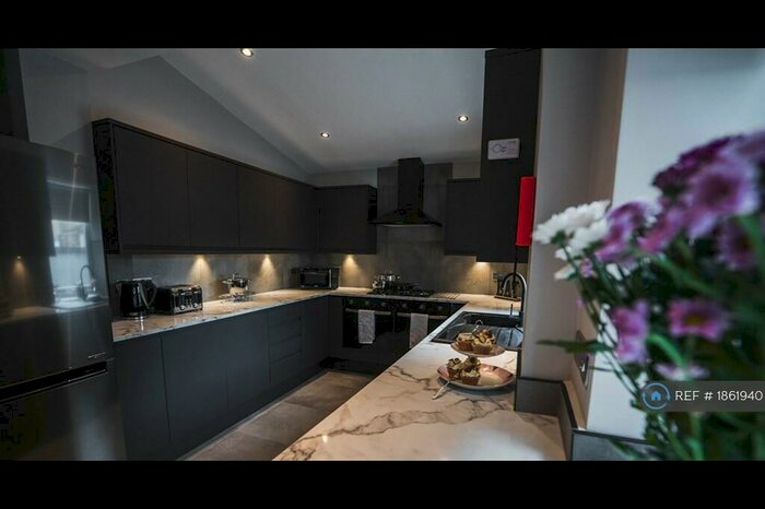 6 Bedroom Terraced House To Rent In Leopold Road, Liverpool, L7