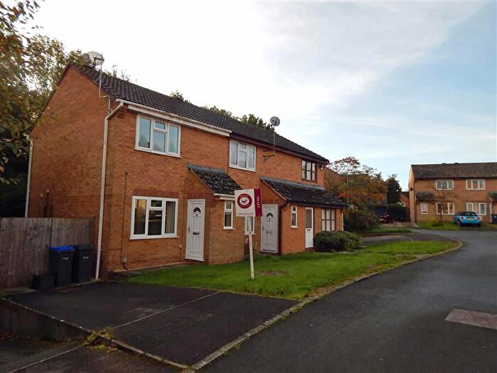 2 Bedroom End Of Terrace House To Rent In Shropshire Close, Fugglestone Red, Salisbury, SP2