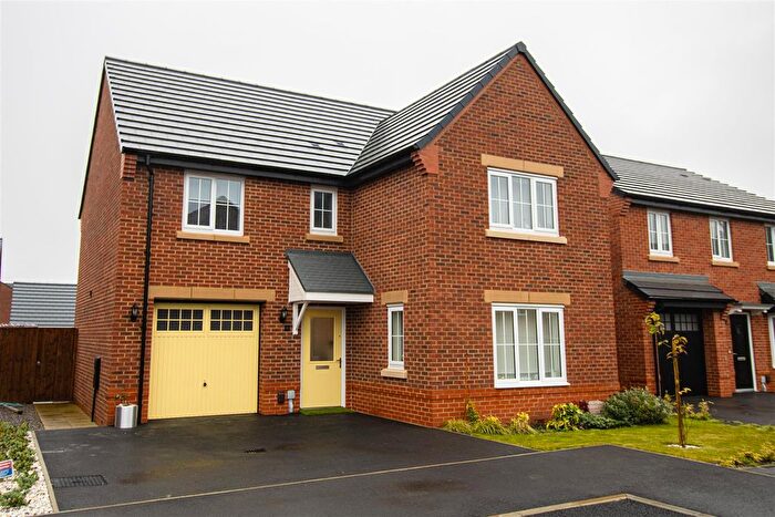 4 Bedroom Detached House To Rent In Swanage Close, Cottam, Preston, PR4